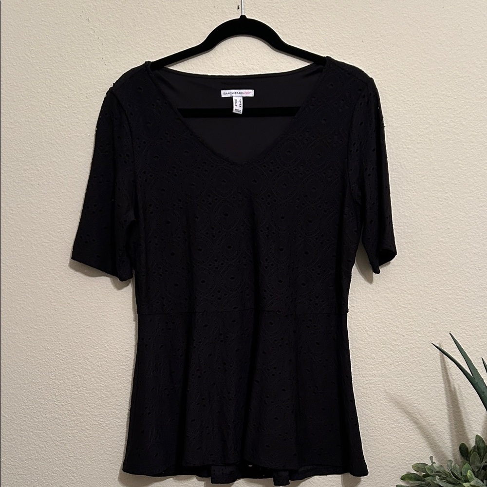 Isaac Mizrahi Black Short Sleeve Top